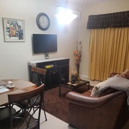 Merrivale Suite キングストン エクステリア 写真